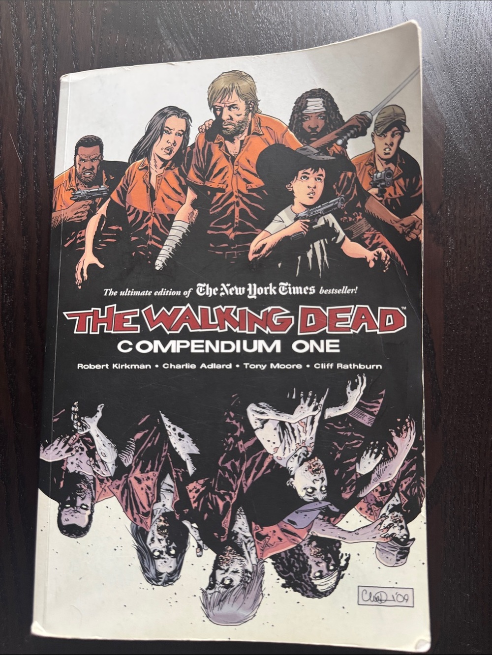 The Walking Dead Compendium One - Graphic Novel